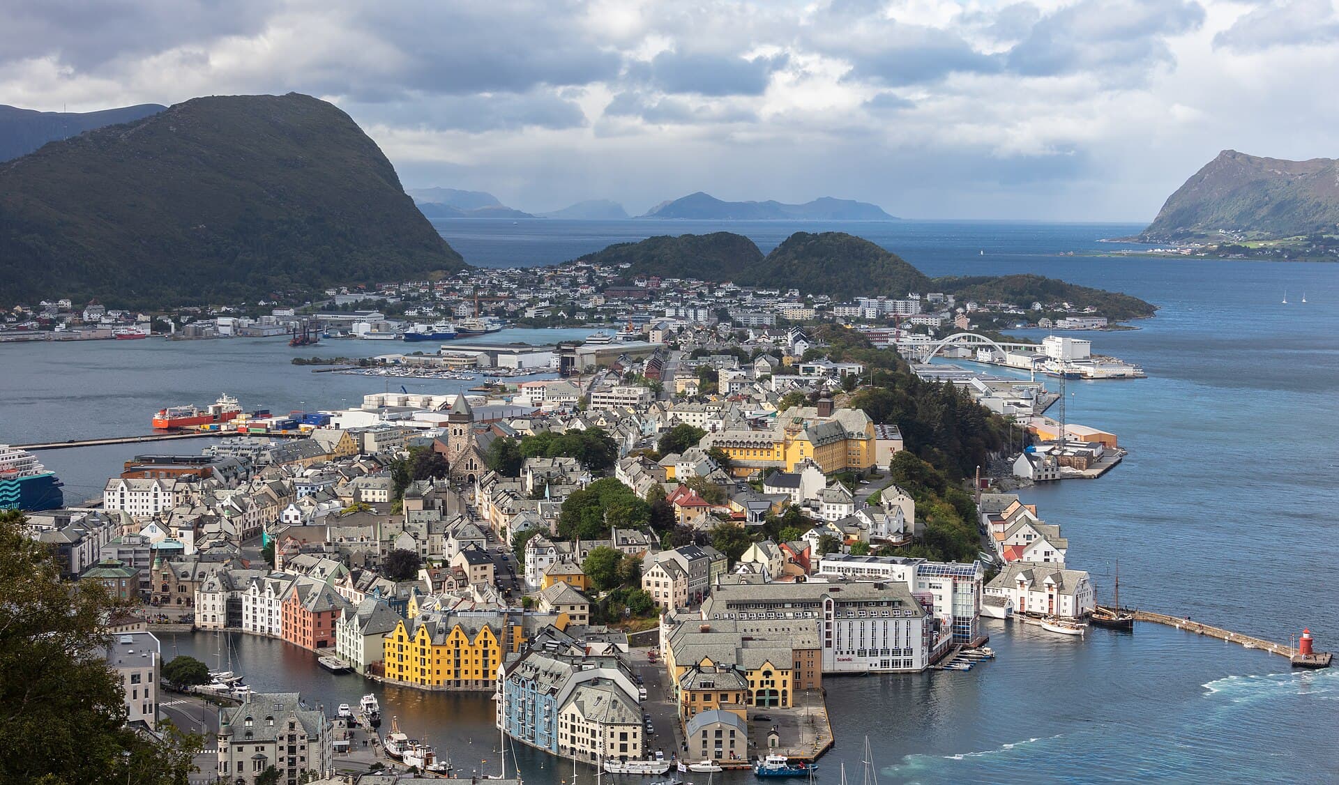 Ålesund from the Aksla viewpoint